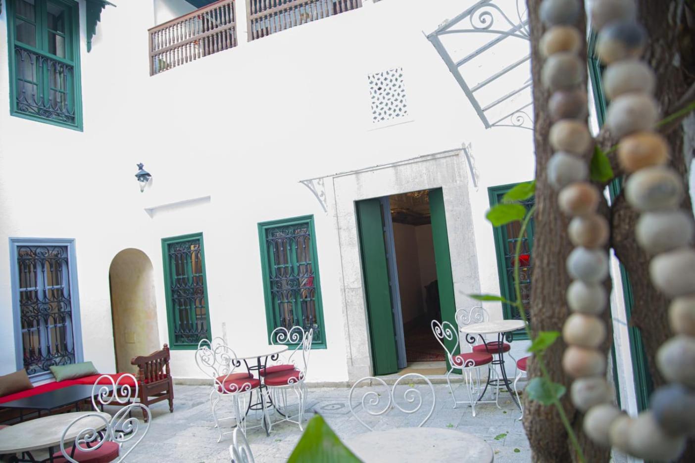 Dar El Medina Hotel Tunis Exterior photo